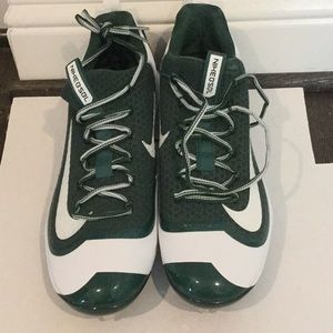 Nike Max Air spikes men’s size 11